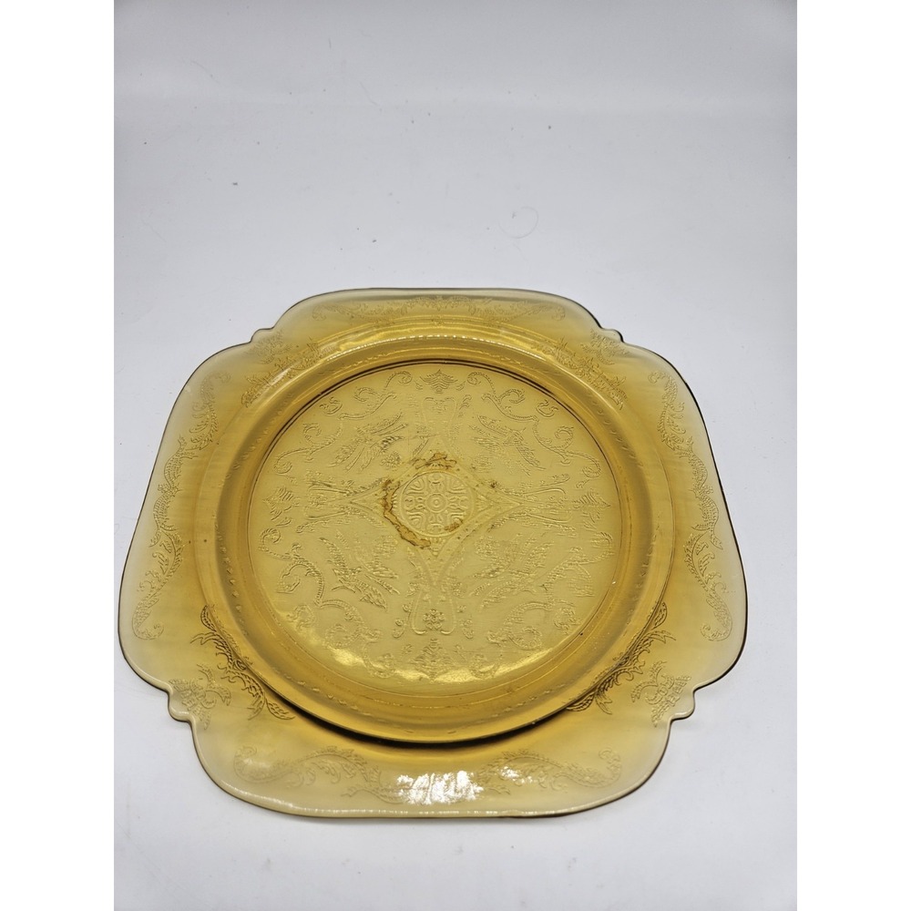 Amber Yellow Federal Glass Madrid Depression Dinner Plate 10.25"